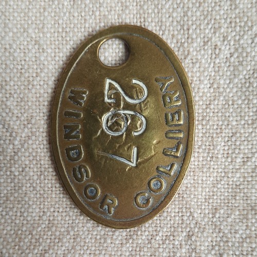 Original vintage welsh brass - original,