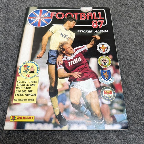 Panini football sticker - football, 87