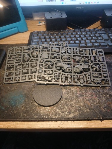 Warhammer 40k imperial guard - warhammer,