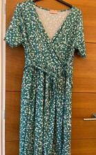 Popsy green flower midi wrap
