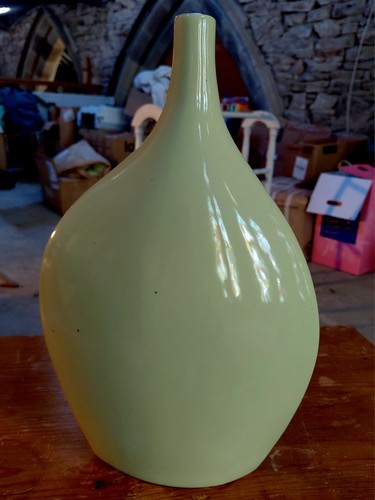 Pale green italian - green, style
