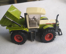 Siku Claas Xerion 3000 Scale