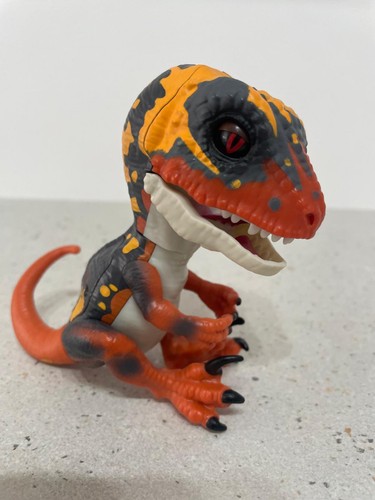 Fingerlings untamed raptor - fingerlings,