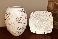 Wedgwood Marrakech Vase & Square Plate