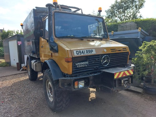 Mercedes 4x4 unimog tipper - mercedes,