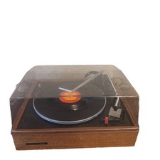 Vintage Garrard 2025TC Turntable Record Player 4 Speed. Turntable only. 