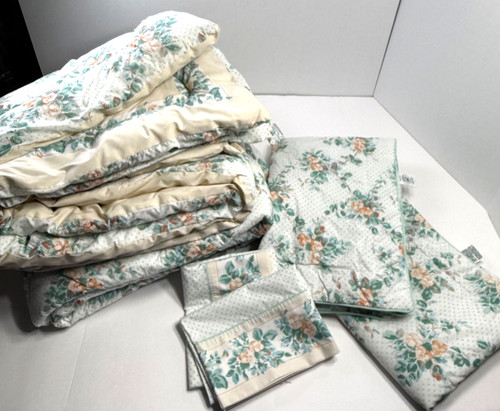 Laura ashley floral - ashley, comforter