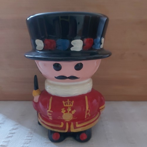 Hugh taylor beefeater - hugh,