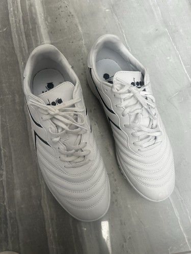 Men diadora football boots - men’s,