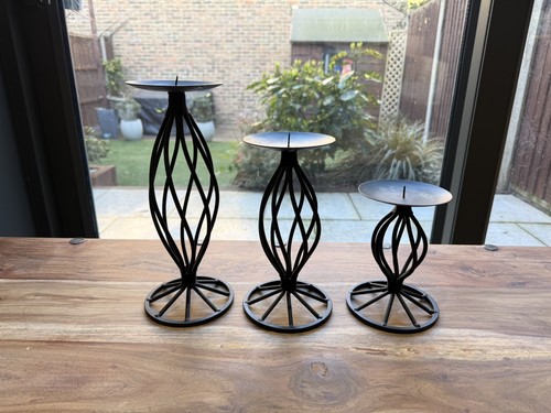 Black wrought iron graduated - black,