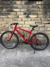 Carrera LTD Road Bike Red 27.5” Tubeless Tyres 21 Speed U-Brake Bottle Holder