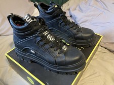 Buffalo London Aspha Faux