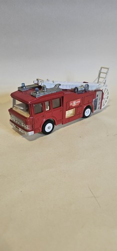 Dinky erf fire engine 266 - erf,