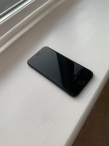 Apple iphone 2nd - se, (2nd