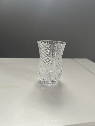 Pretty clear pressed glass - pretty,