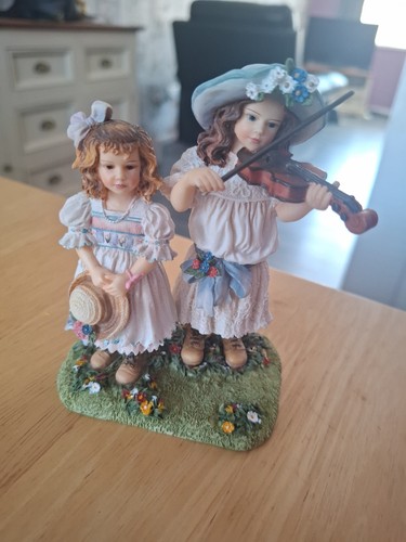 Midsummer melody figurine the - midsummer,