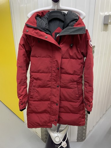 Authentic canada goose - goose, red