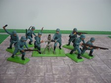 BRITAINS DEETAIL WW2 FULL SET