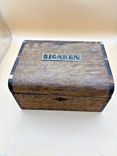 Dutch wooden cigarette - wooden, box