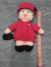 Queen Elizabeth II Hand