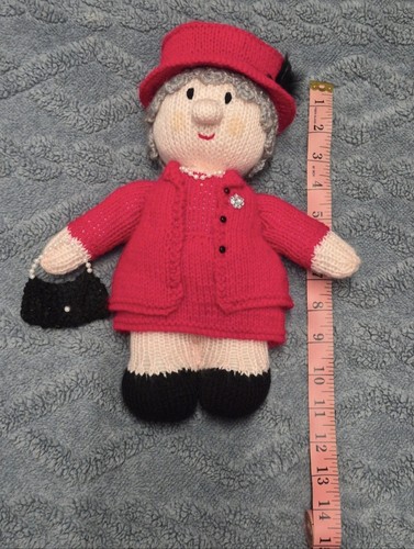Queen elizabeth hand - elizabeth,