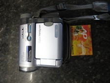 Sony DCR-TRV19 Camcorder -