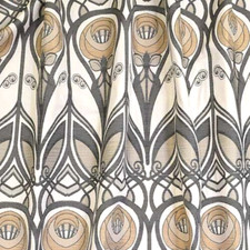 4 Meters of Mackintosh Rose