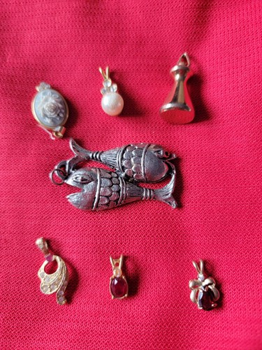 Job lot costume jewellery - lot,