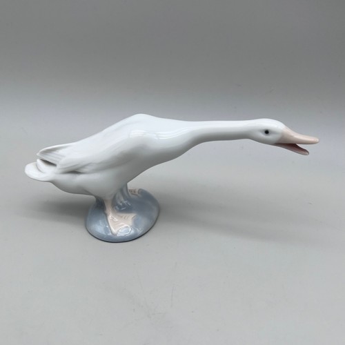 Lladro 4551 little duck long - lladro,