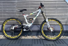 Commencal Supreme DH WC Limited Edition Ultra Rare Size S/M Atherton