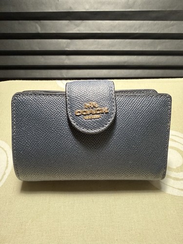 Coach medium corner zip - coach,
