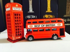 London Red Bus & Phone Box