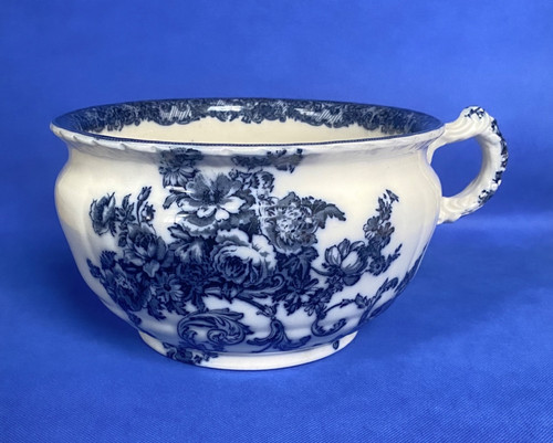 Antique flow blue chamber - , pot