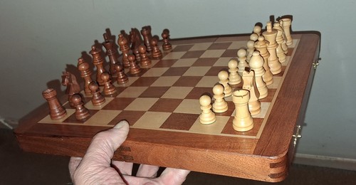 Wooden magnetic chess set 6cm - chess,