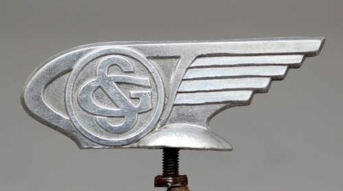 Vintage fender figure emblem - fender,