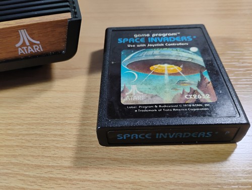 Space invaders for atari 2600 - space,