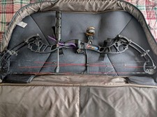 PSE Phenom SD Compound Bow with Full Accessories Right Hand  