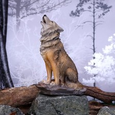 Brown Wolf Figurine "Mountains