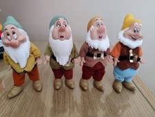 Disney Snow White And The 7