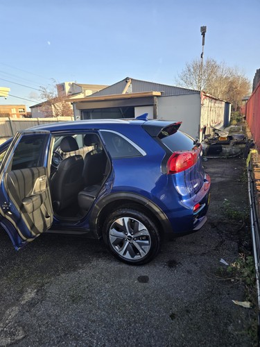 Cate car with no - with,