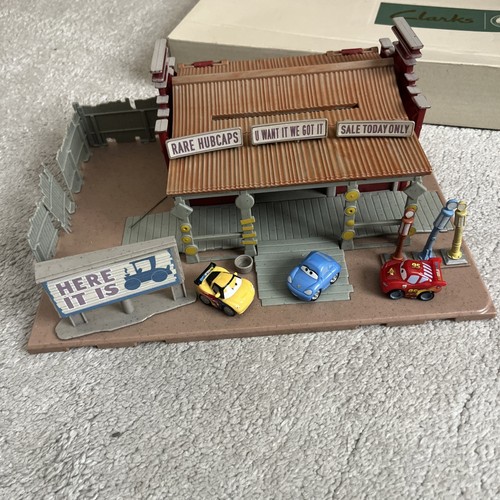 Pixar cars lizzie radiator - cars,