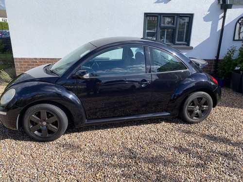 Volkswagen beetle - volkswagen:,