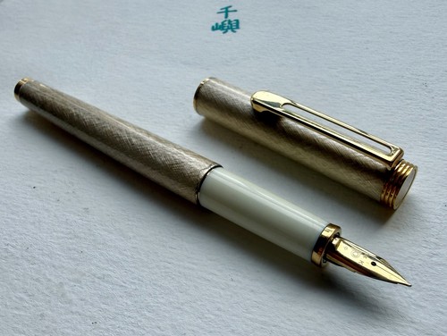 Platinum 14k medium nib - platinum,