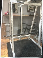 Parabody Smith Machine And Multigym