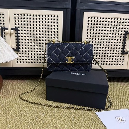 New chanel makeup denim - new,