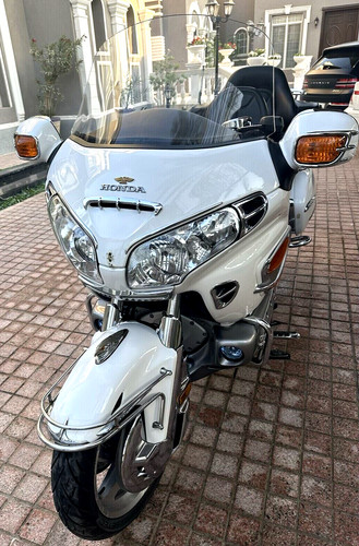 Honda 1800 goldwing - 1800,
