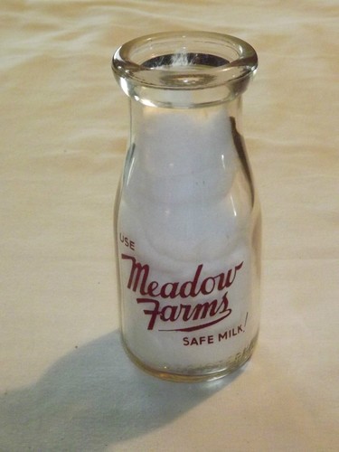 Vintage 1950s meadow - 1950s,