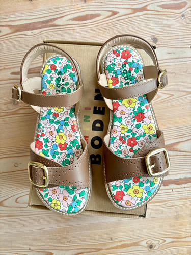 Mini boden tan leather sandals - tan,
