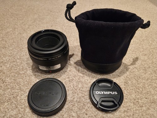 Olympus 35mm 5 - f/3.5, macro