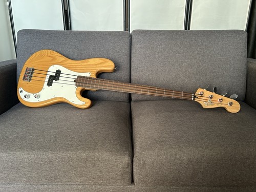 Fender precision fretless bass - fretless,